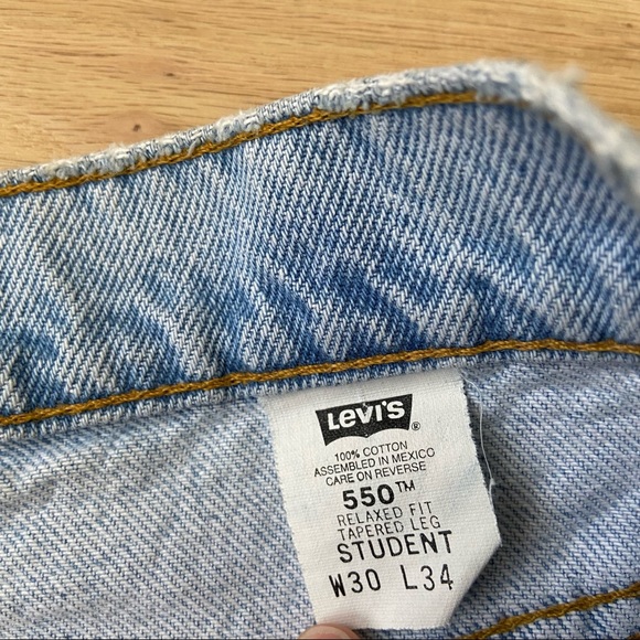 Vintage Levi's 550 Orange Tab Cut Off Shorts - Picture 7 of 10